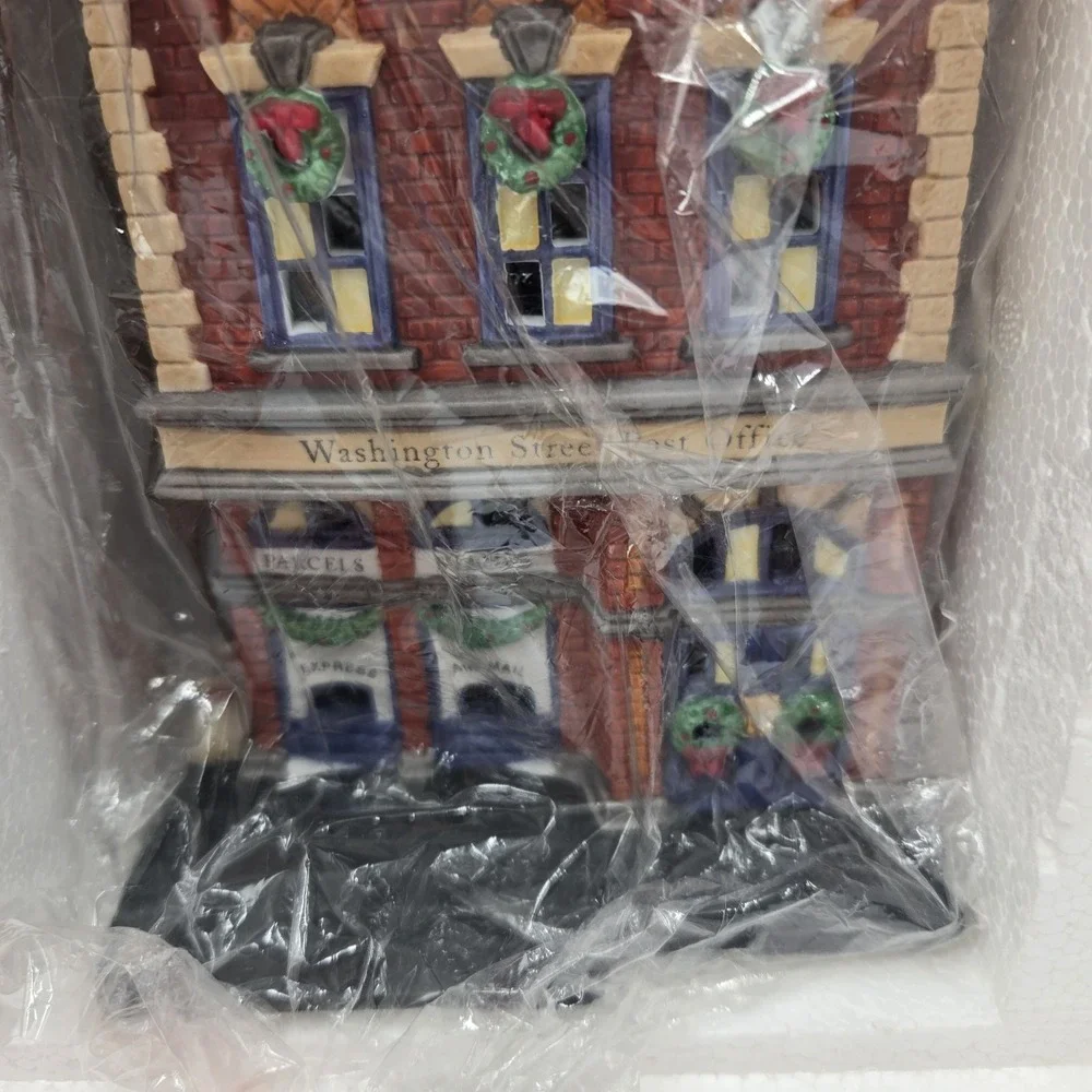 Dept 56 Washington Street Post Office #58880 Christmas In The City Series Read